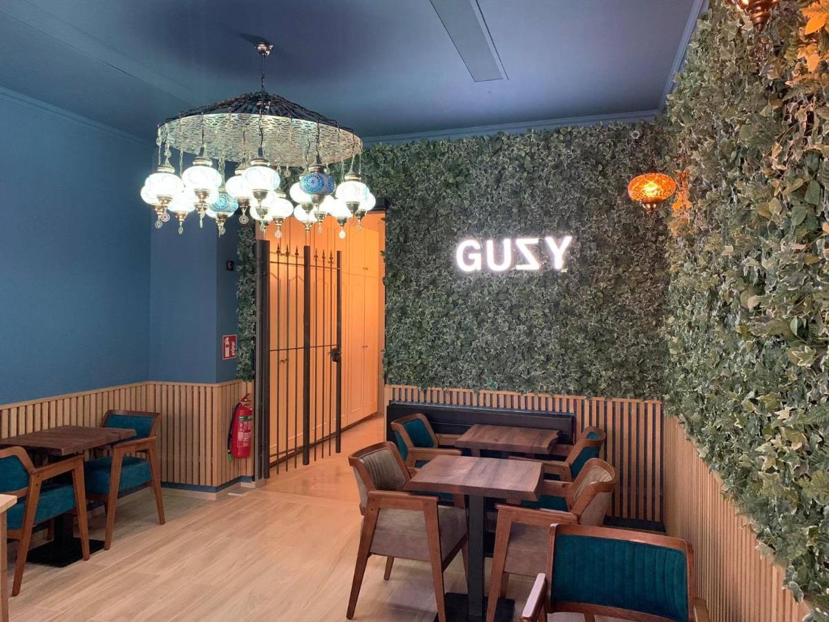 Hotel Guzy Lier Exteriér fotografie